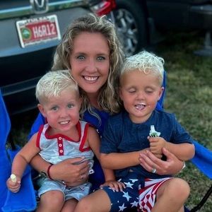 Meet your Posher, Lexy